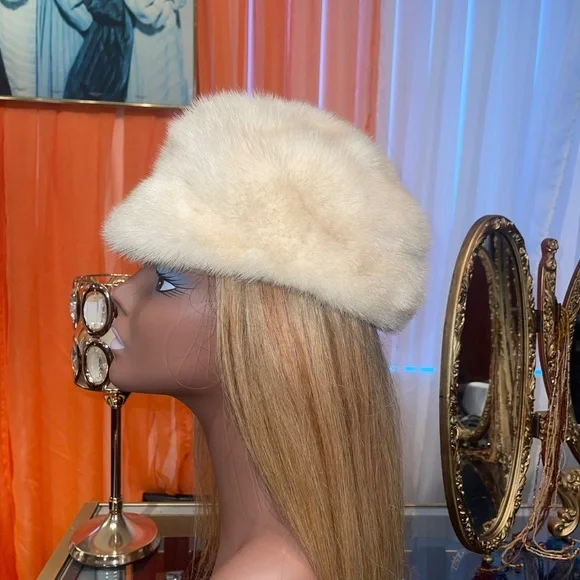 Creme Mink Hat - Picture 6 of 6
